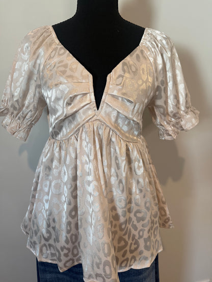 Simply Chic Leopard Blouse